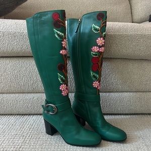 Gucci Dionysus Embroidered Knee-High Boots in Green Leather
